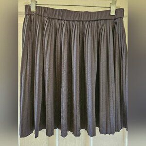 Club Monaco mini skirt size medium